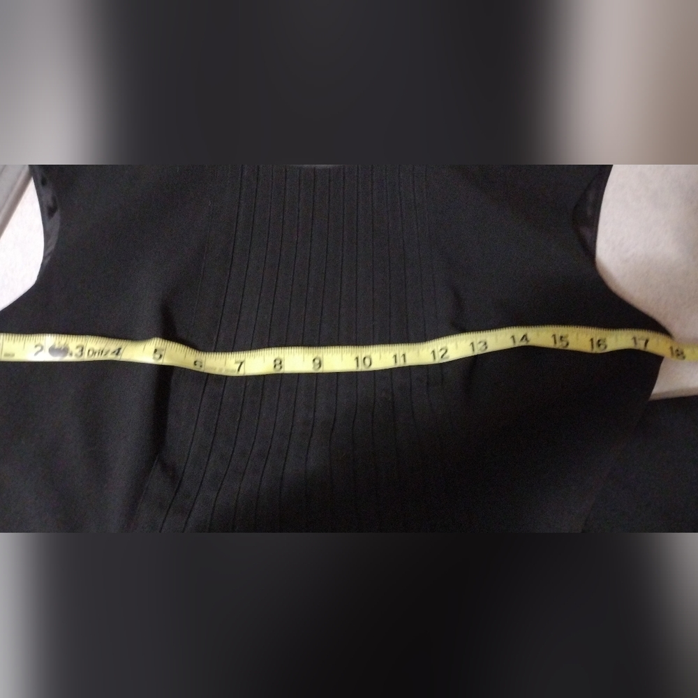 Calvin Klein TAG Shift Dress, Black, knee Lngth,  Sleeveless, Pleats, ZipUp, 2 - Picture 15 of 16